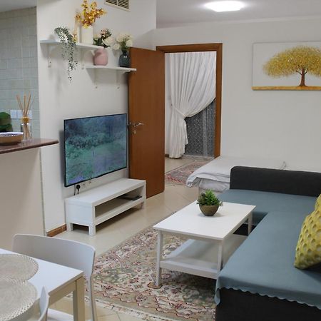 Newly Furnished Cozy 1 Bedroom Apartment Close To Jbr Beach And Metro Dubai Exterior foto