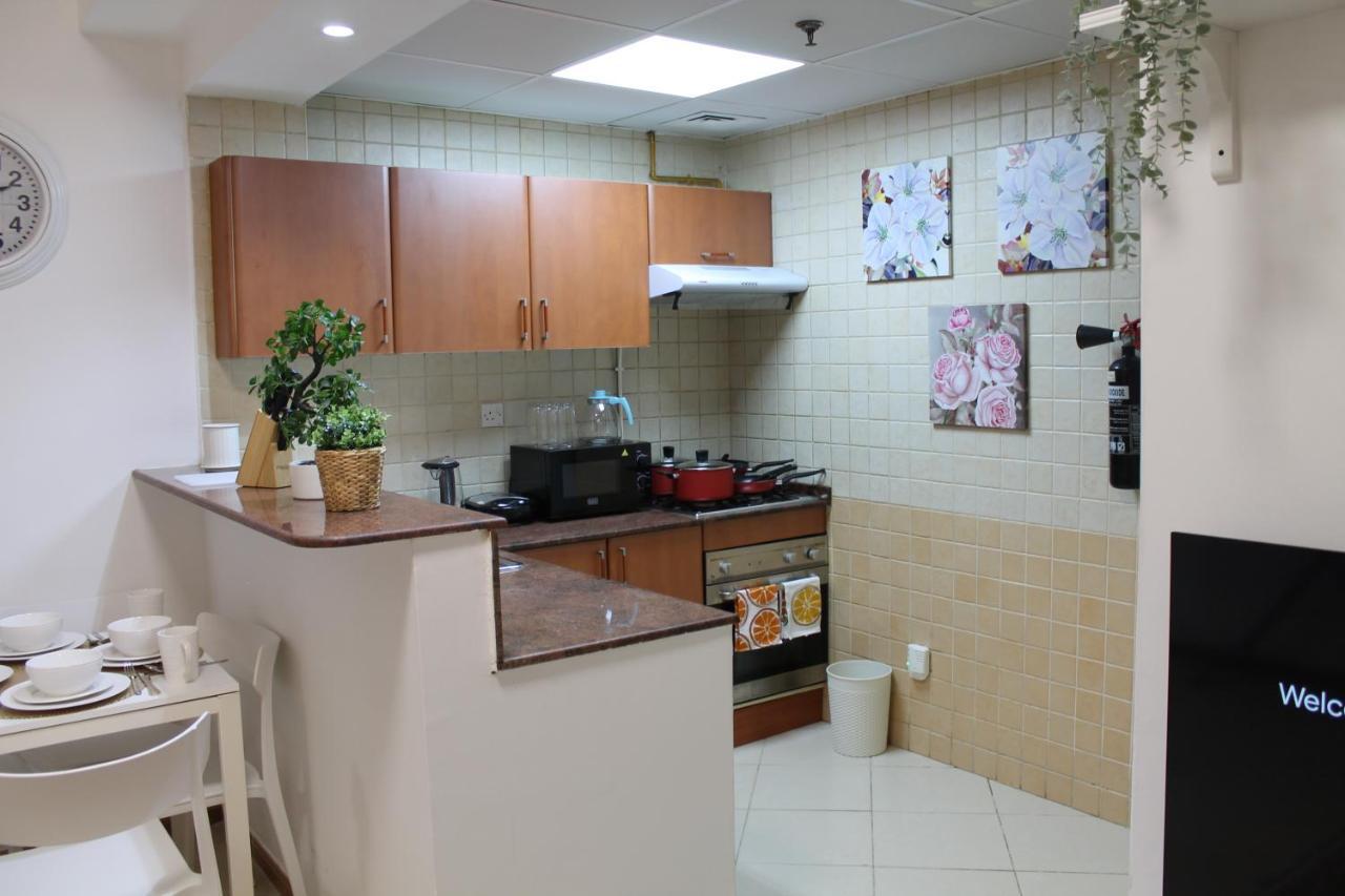 Newly Furnished Cozy 1 Bedroom Apartment Close To Jbr Beach And Metro Dubai Exterior foto