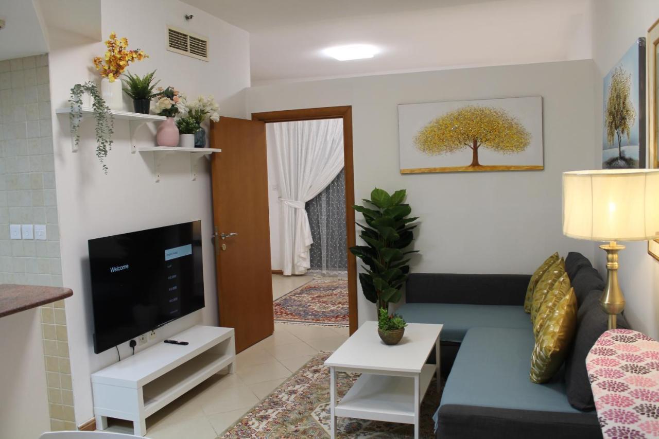 Newly Furnished Cozy 1 Bedroom Apartment Close To Jbr Beach And Metro Dubai Exterior foto