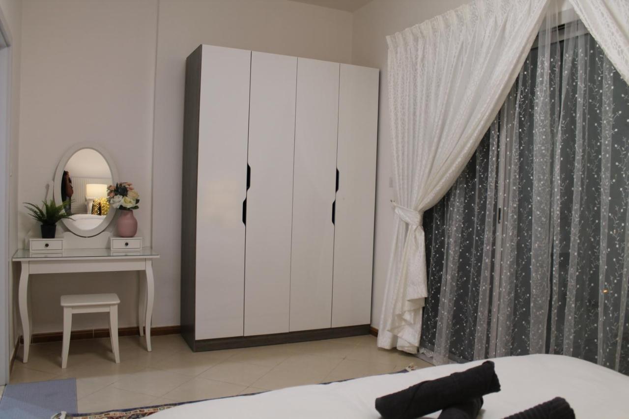 Newly Furnished Cozy 1 Bedroom Apartment Close To Jbr Beach And Metro Dubai Exterior foto