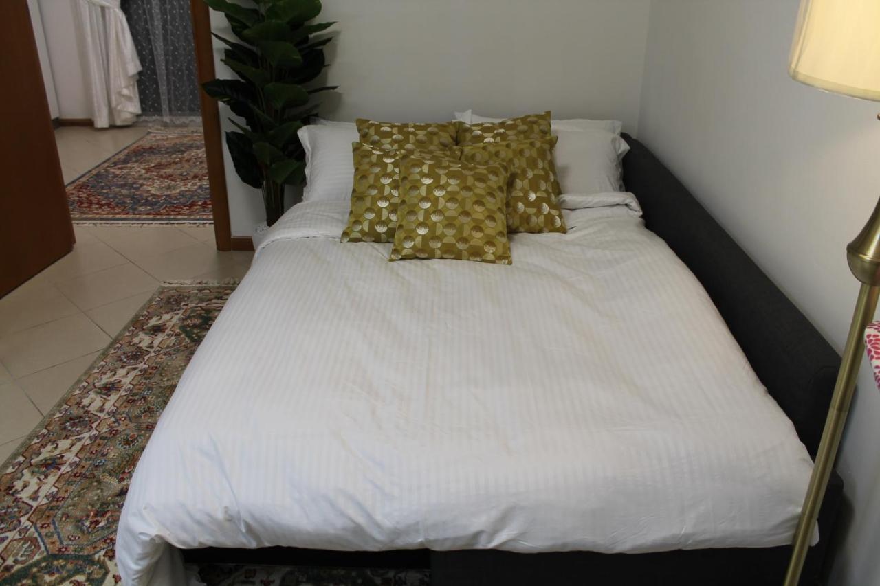 Newly Furnished Cozy 1 Bedroom Apartment Close To Jbr Beach And Metro Dubai Exterior foto